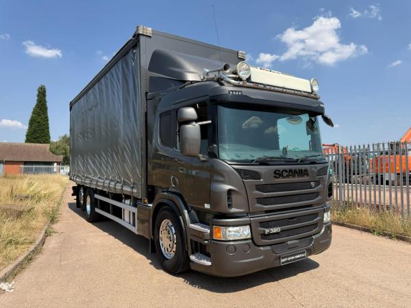SCANIA P320 6X2 CURTAINSIDER